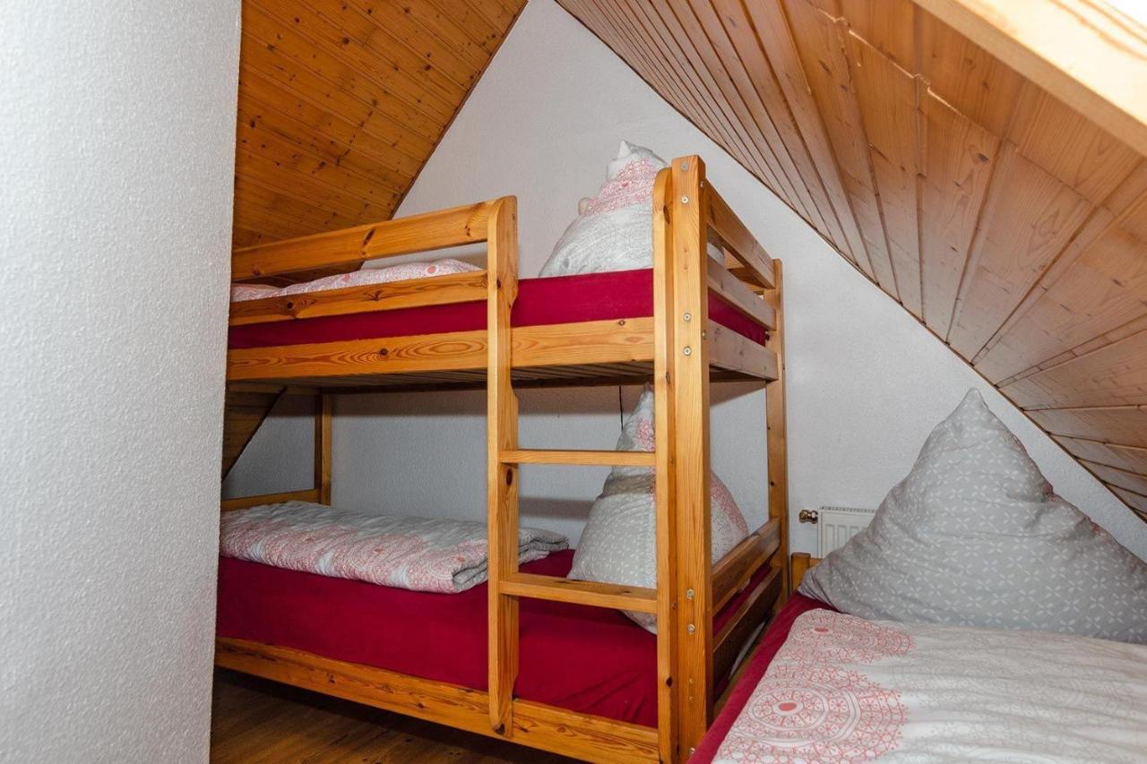 3-R-Ferienwohnung-Fuer-4-Personen-In-Schaprode-Auf-Ruegen-Zi3 Екстериор снимка